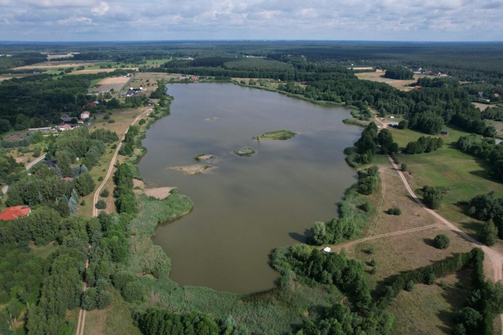 szczupak małe jezioro
